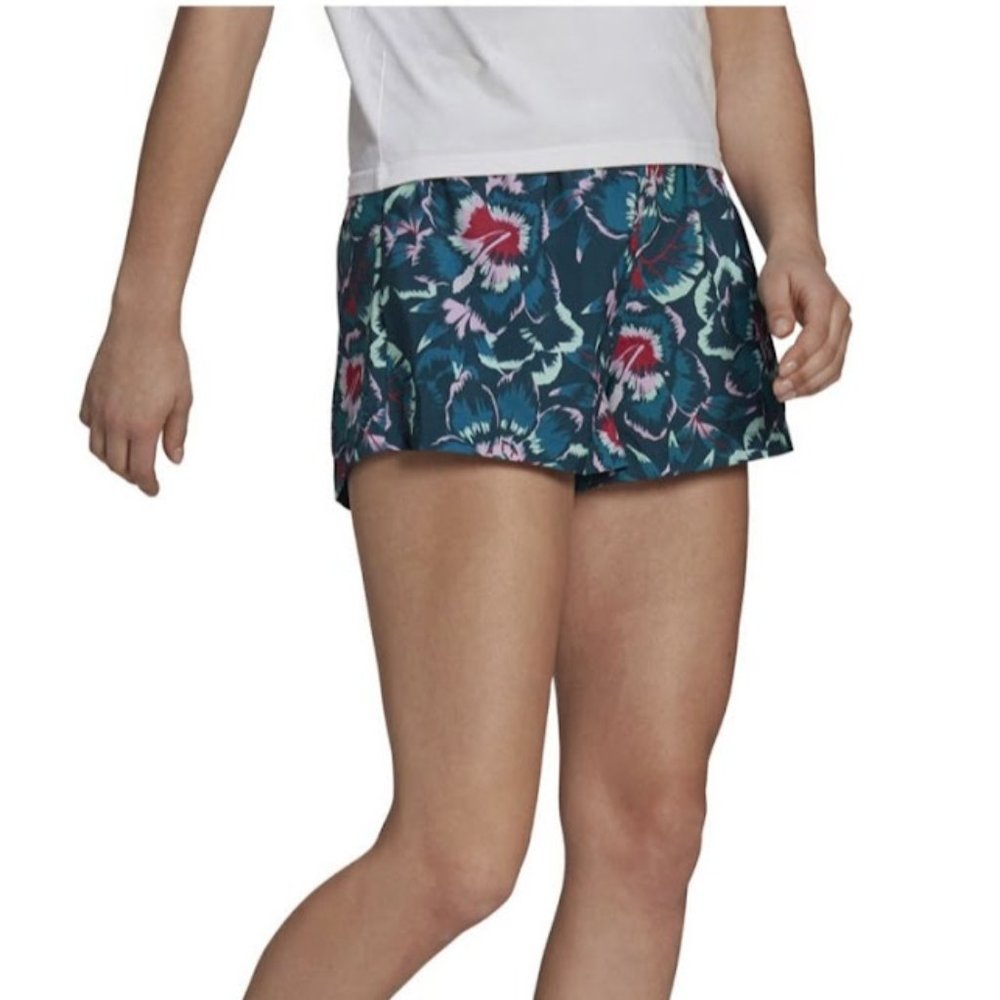 Adidas Women's Workout Shorts, Small